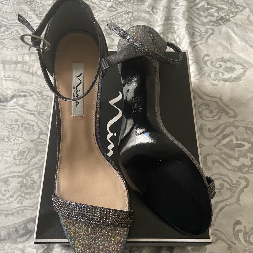 Nina 11m Black Glitter Women's Heels NIB